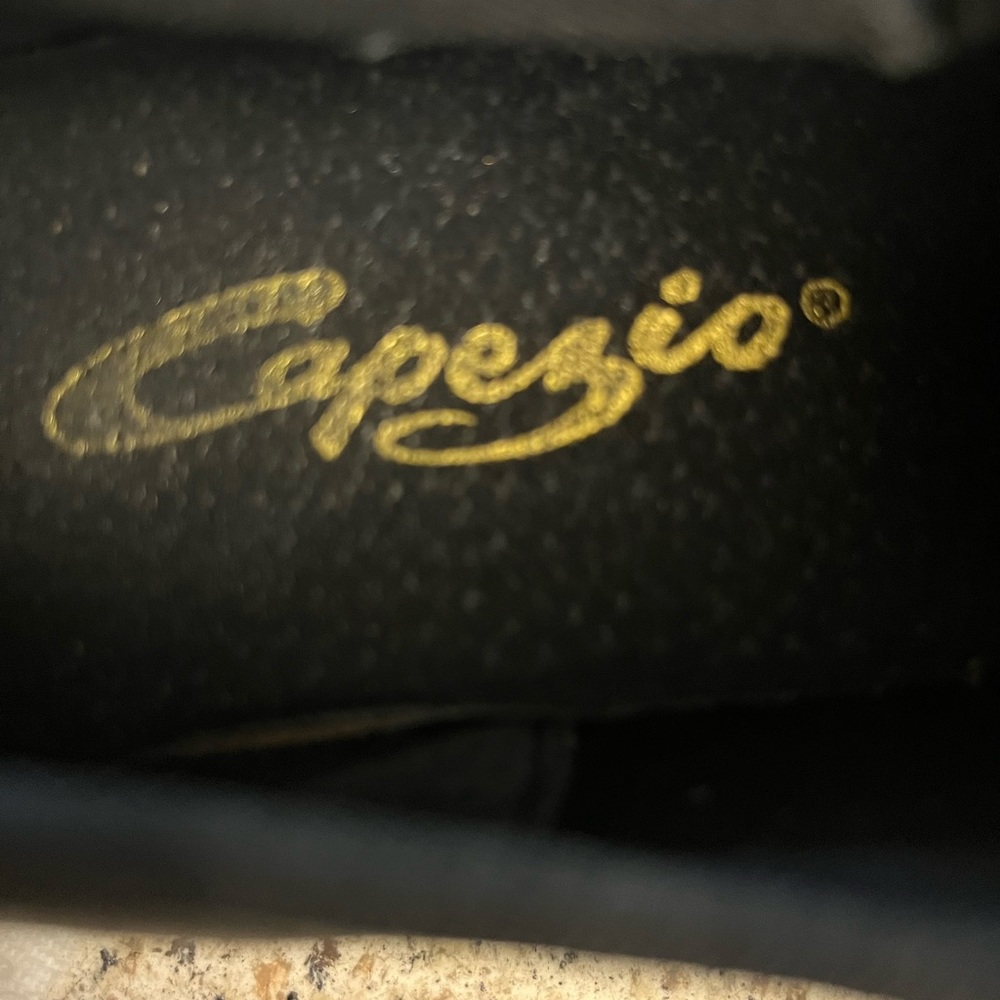 CAPEZIO CG100 Hoof Master Stacked Heel Tap Shoes - Picture 9 of 9